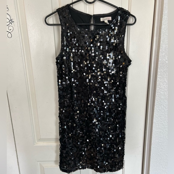 Speechless Black Sequin Shift Dress Size Medium - Picture 1 of 9